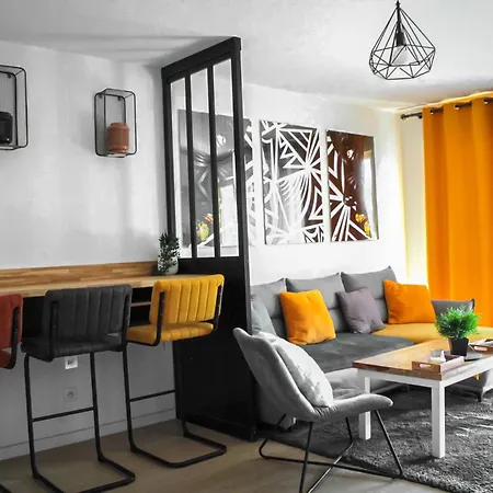 Lägenhet Nouveaux Quartier Bologne A Deux Pas De Mosson, Wifi, Climatisation Et Parking Gratuit *